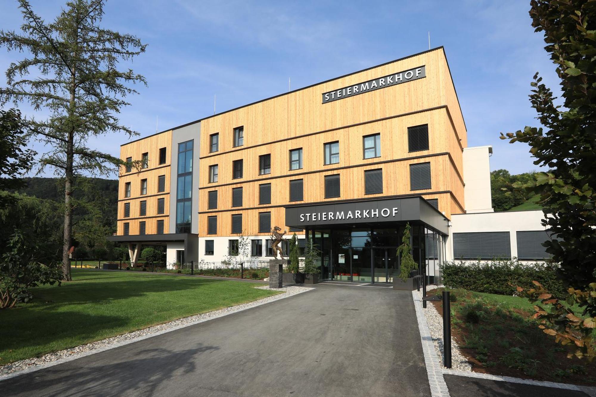 Hotel Steiermarkhof Graz - Aus Holz Gebaut, Von Huegeln Gekuesst Extérieur photo