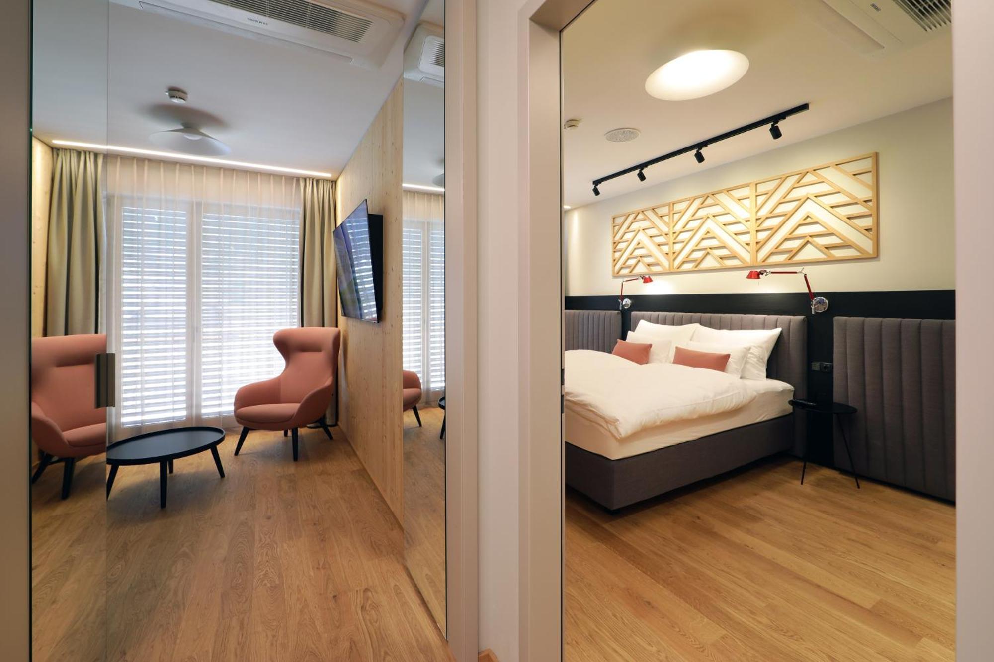 Hotel Steiermarkhof Graz - Aus Holz Gebaut, Von Huegeln Gekuesst Extérieur photo
