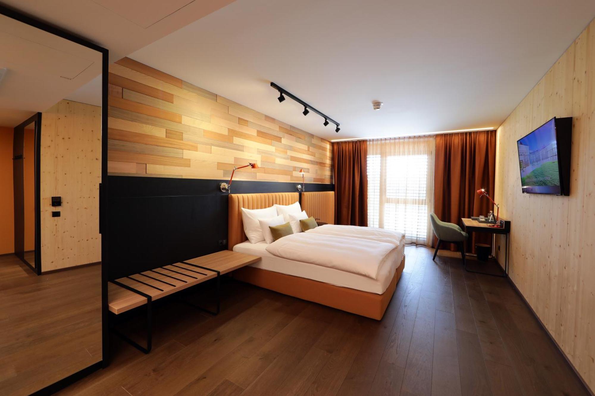 Hotel Steiermarkhof Graz - Aus Holz Gebaut, Von Huegeln Gekuesst Extérieur photo